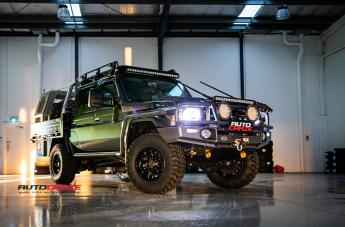 TOYOTA LANDCRUSIER SLEDGE GLOSS BLACK MILLED ACCENTS